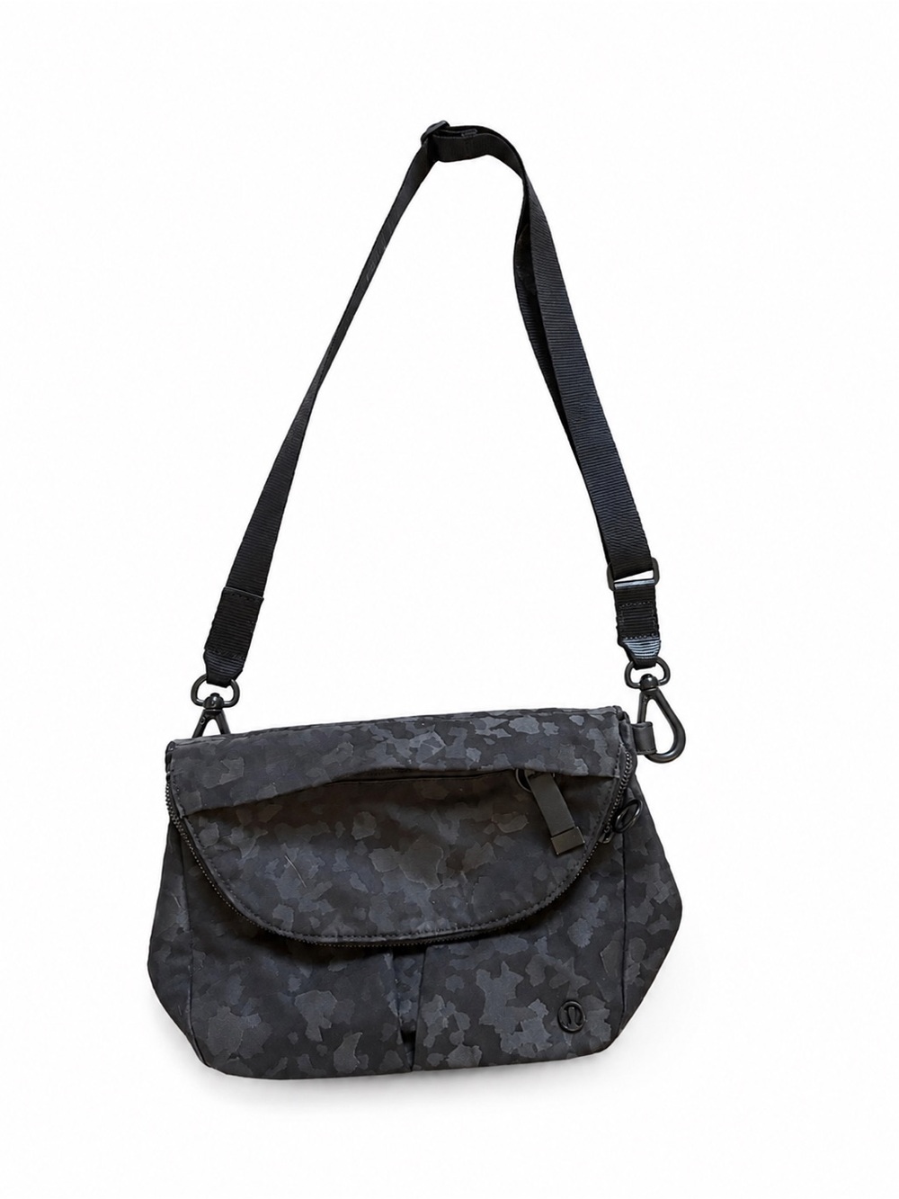 Lululemon Camo Crossbody Bag | Black/Gray Print | Lightweight Everyday Bag